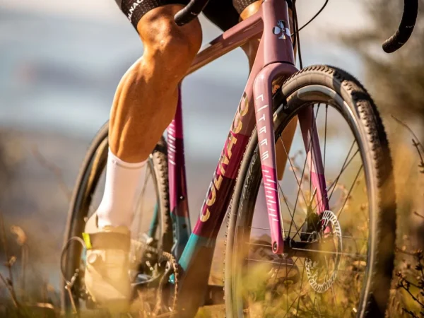 Canyon Endurace CF SLX耐力公路车评测：200公里依然舒适